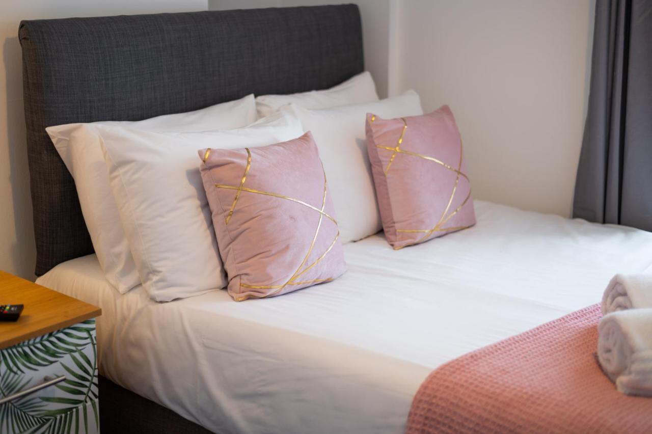 City Centre, Parking, Smart Tv'S In All Rooms Свонсі Екстер'єр фото
